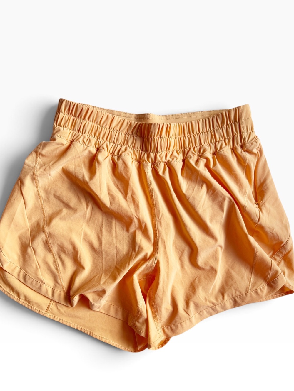 LULU LEMON ATHLETICA Track Shorts w Liner Size 8 in Peach